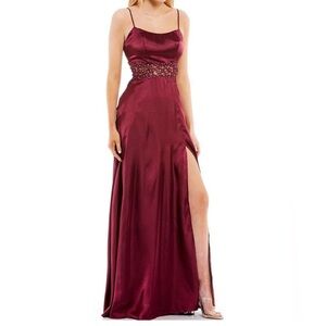 Satin Maxi Illusion Beaded Lace Waist
Dress in Merlot by City Vibe Dillard's NWT